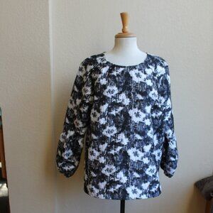 Calvin Klein NWOT Black White Gray Balloon Sleeve Top XL